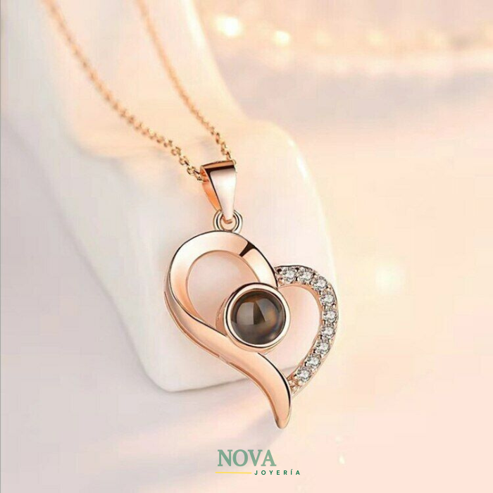 Collar te amo en 100 Idiomas | Baño de Oro Rosa + Caja de Regalo Gratis✨