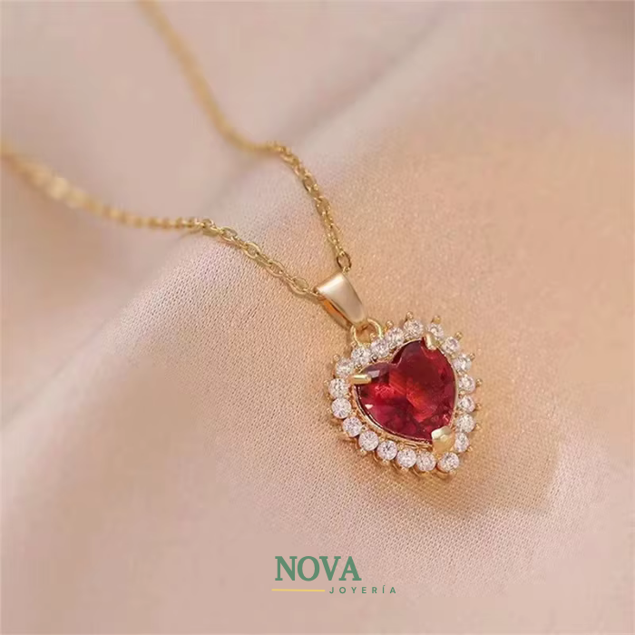Collar Corazón Promesa 💖 | Baño en Oro + Caja Premium Gratis ✨