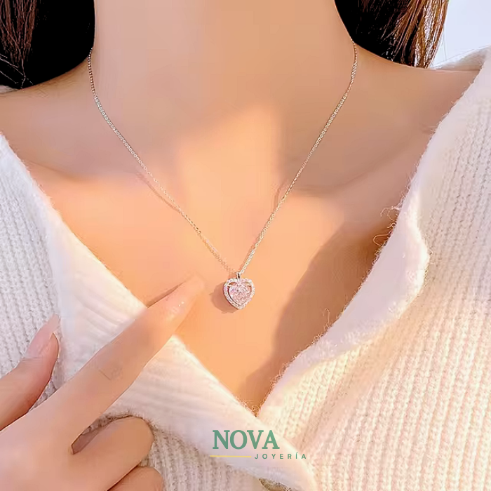 Collar Corazón Promesa 💖 | Baño en Oro + Caja Premium Gratis ✨