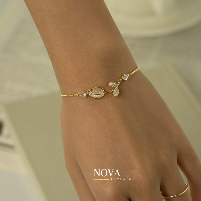 Pulsera Tulipán bañado | Baño de Oro + Caja de Regalo Gratis✨