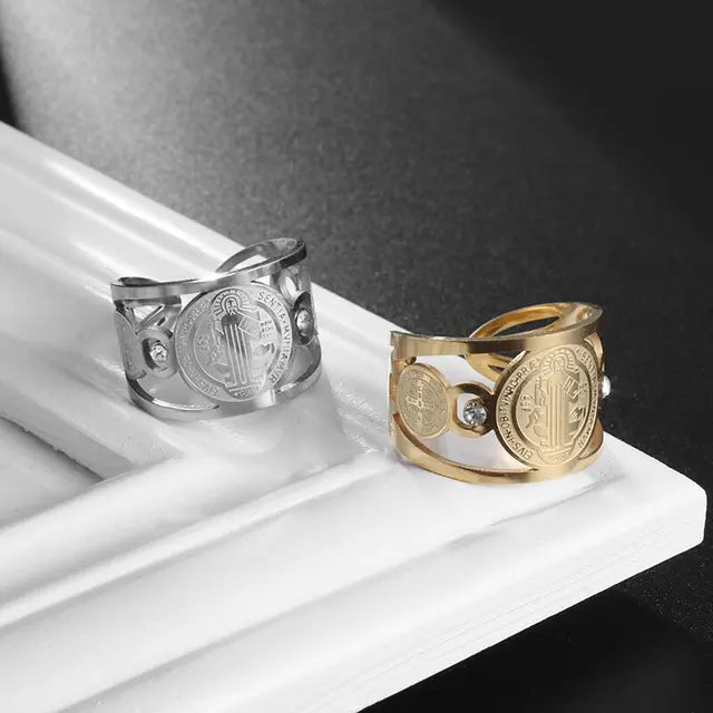 Anillo San Benito | Baño de Oro + Caja Premium Gratis✨👑