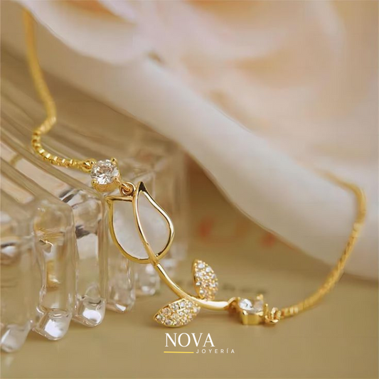 Pulsera Tulipán bañado | Baño de Oro + Caja de Regalo Gratis✨