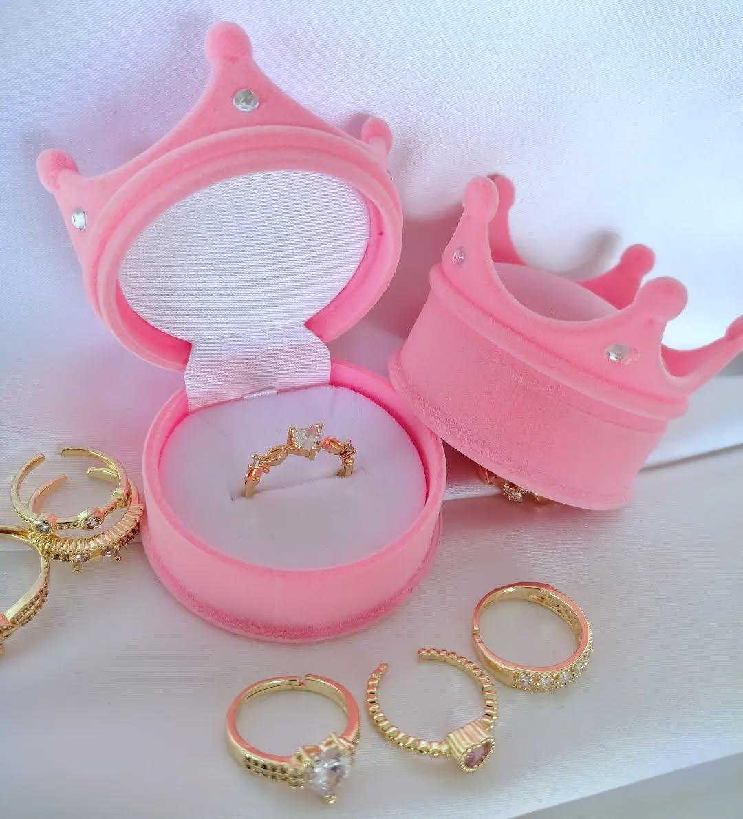 Estuche Premium Corona | Terciopelo Rosa 👑💍